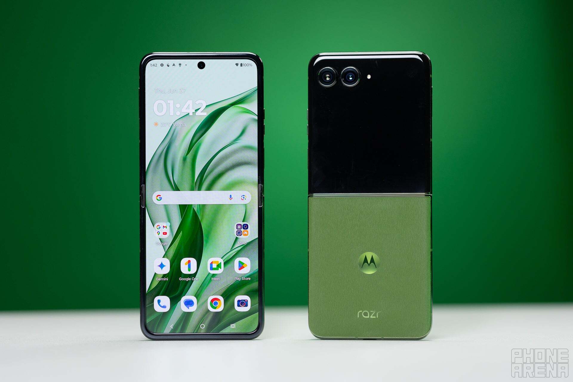 Moto Razr (2024)